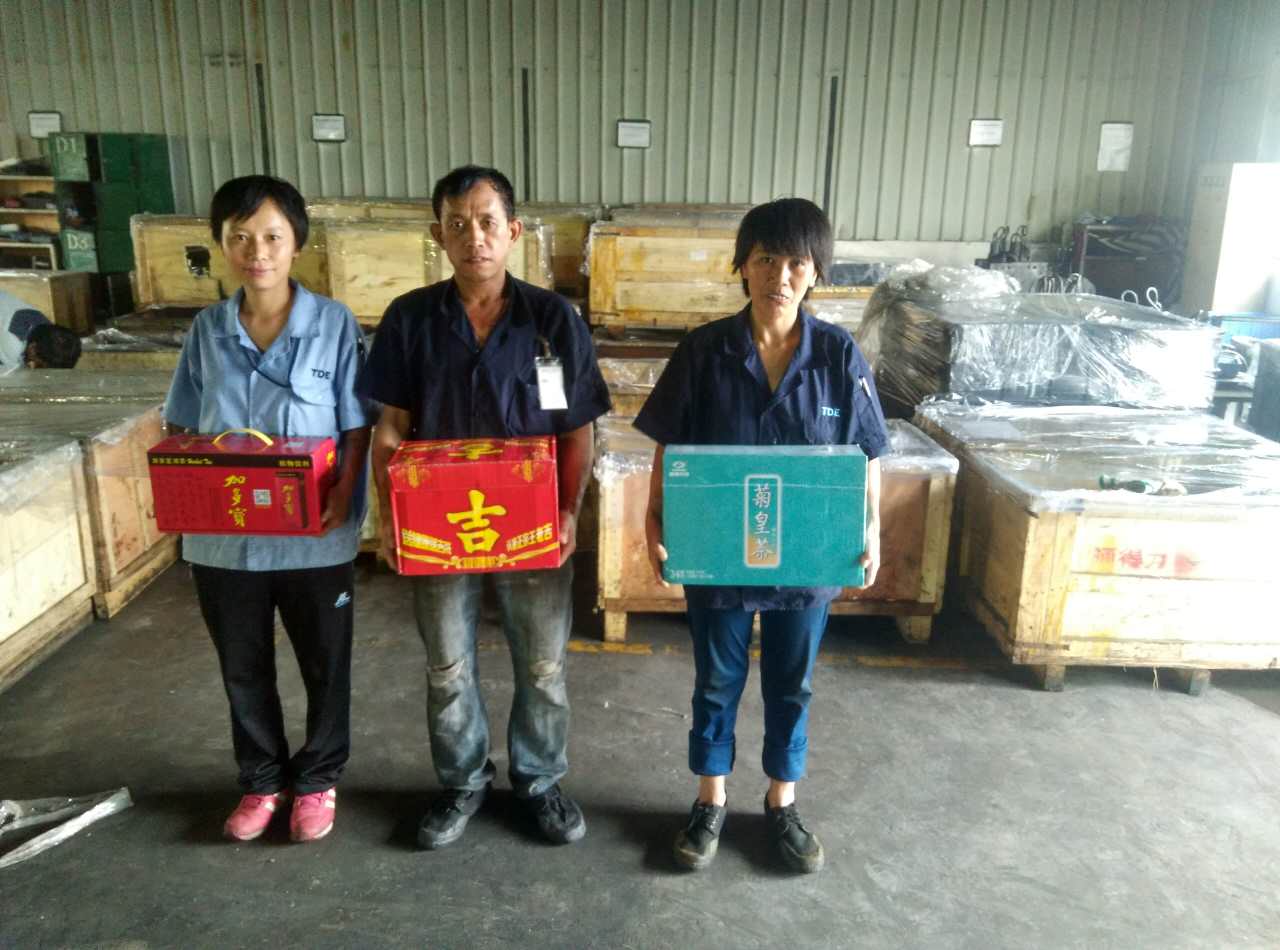 珠海工厂工会夏季送清凉活动